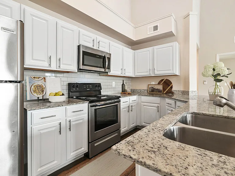 2x2 1193 sqft B3U - Kitchen 2x2 1193 sqft B3U - Kitchen