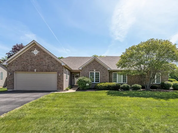 1692 Walsh Dr, Yorkville, IL 60560