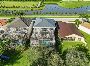 2122 Country Golf Dr, Wellington, FL 33414