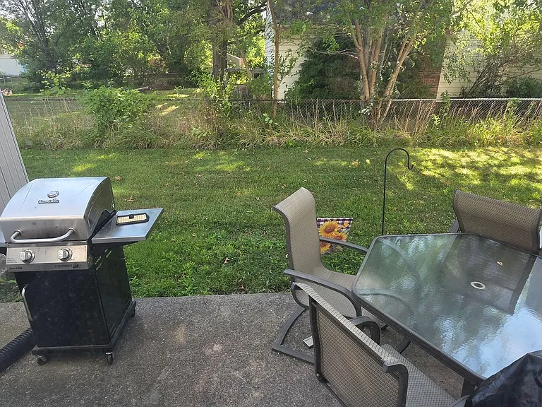 3512 Plum St — Photo 20