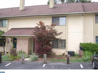 13 Pine Woods Ct, Reading, PA 19607