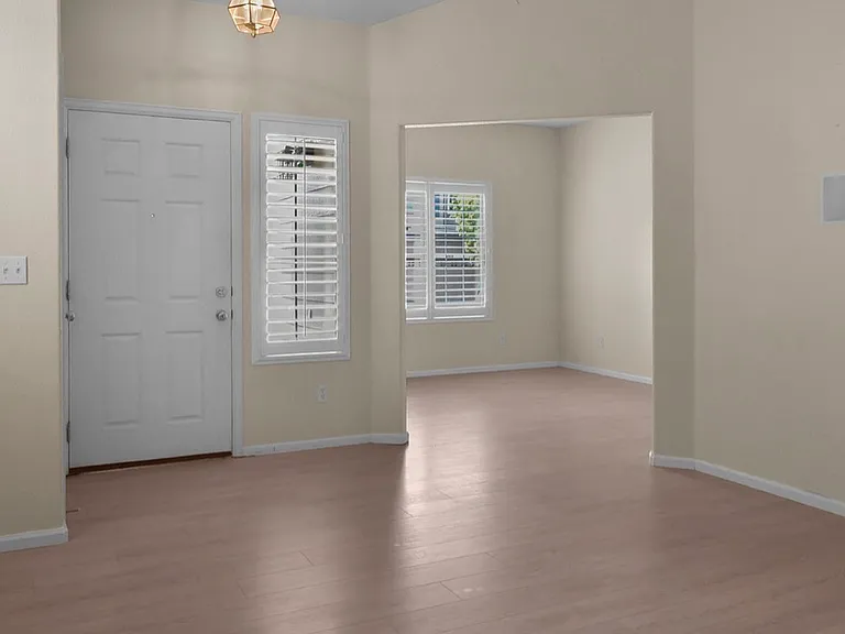 6821 W Remington Pl — Photo 4
