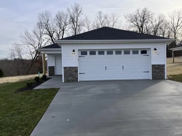 111 Daniels Ct, Saint Robert, MO 65584