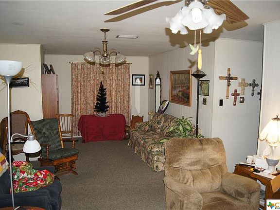 5th image of 110 Theresa St