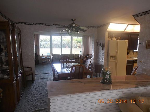 2nd image of 2050 N Palm Cir