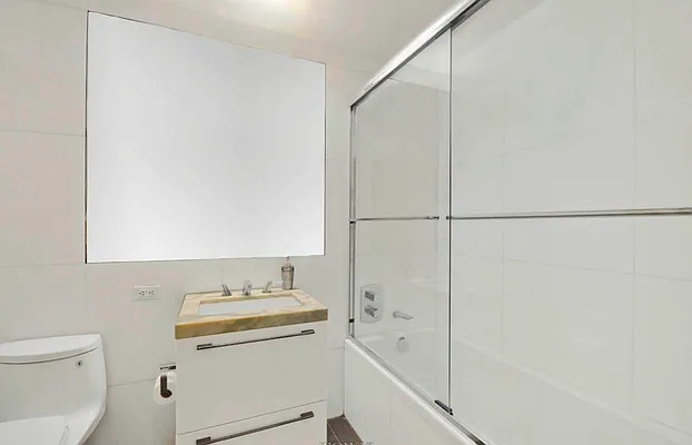 Rented by Compass | media 30