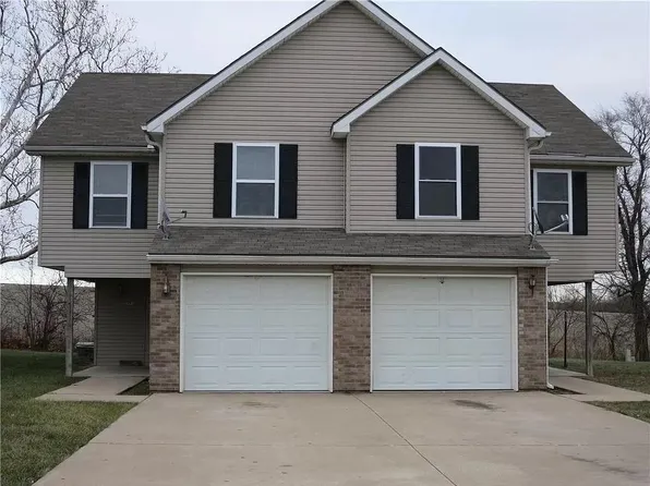1401-1403 Wesleyan Ct, Cameron, MO 64429
