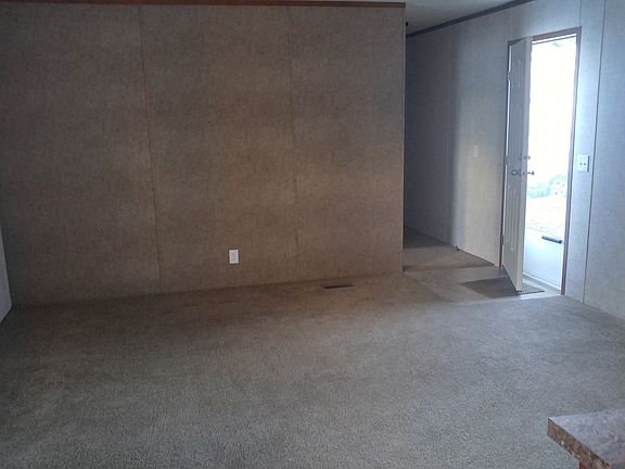 5th image of 13318 Dixie Hwy Lot 98