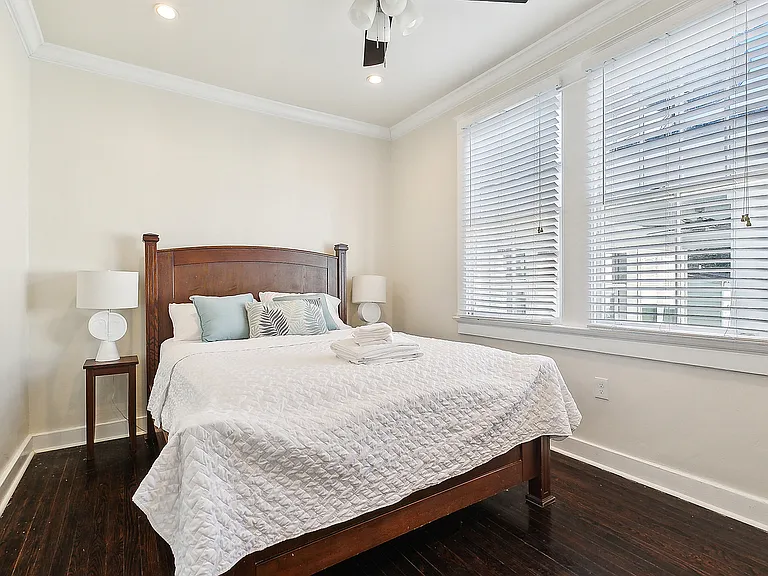 819 Olga St — Photo 13