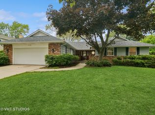 1116 W Mallard Dr, Palatine, IL