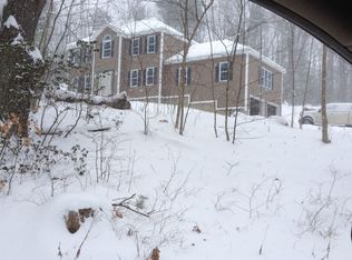 8 Arrowhead Way, Rutland, MA 01543