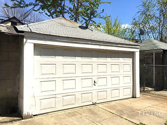 3rd image of 2641 91st St