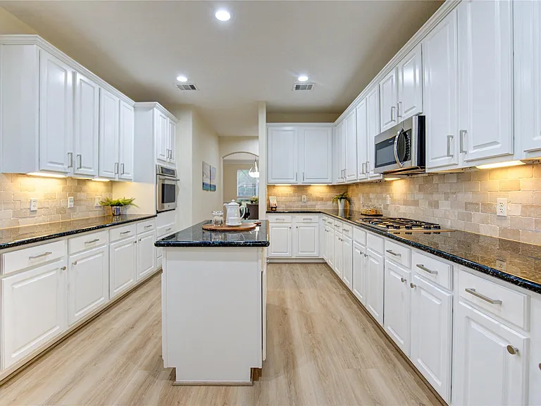 2327 Centerbrook Ln — Photo 17