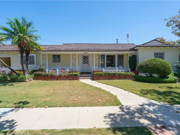 1901 N Greenbrier St, Santa Ana, CA 92706