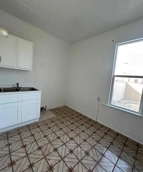 446-450 S 2nd St #446 — Photo 3