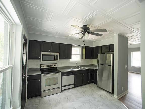 5th image of 1608 Liberty Hill Dr