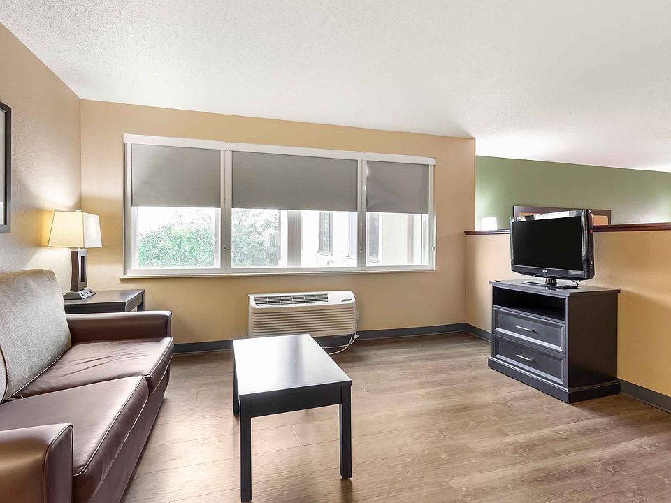 Superior Studio - 1 King Bed