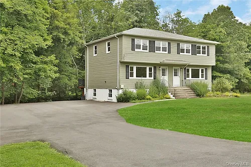 31 Margaret Keahon Dr Photo 1