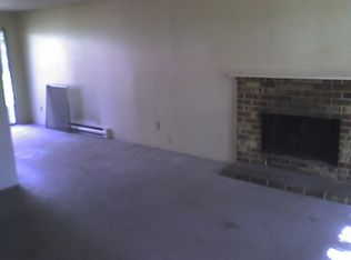 17879 SE Division St, Portland, OR 97236