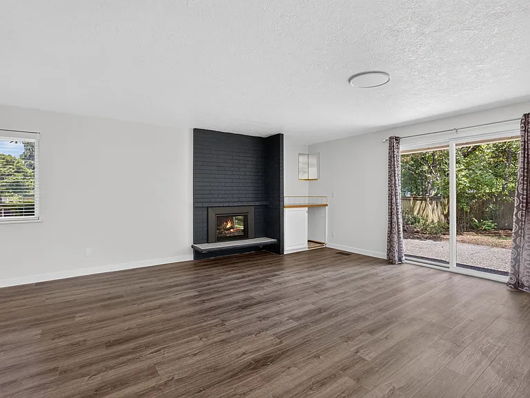 3470 NW Park View Dr — Photo 6