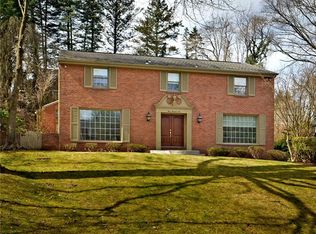 306 Surrey Pl, Pittsburgh, PA