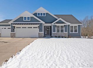 6251 Boulder Ridge Dr NE, Belmont, MI 49306