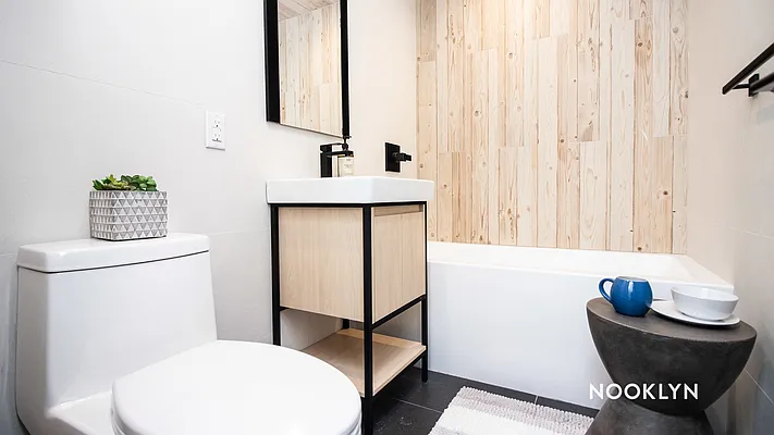 Rented by Nooklyn NYC LLC | media 15