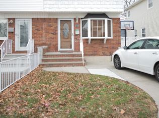 348 Fairbanks Ave, Staten Island, NY 10306