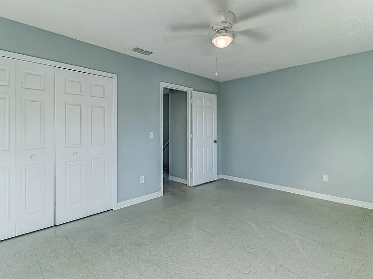 833 Mary St #B — Photo 14
