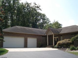 2271 Lenox New Lyme Rd, Jefferson, OH 44047