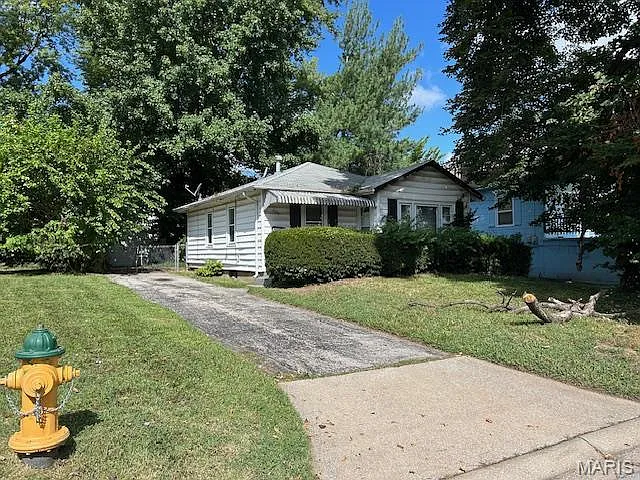 6153 Hancock Ave photo 1