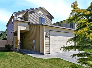 8662 W Evening Star Ln, Boise, ID 83709
