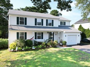 144 Leeward Rd, Manahawkin, NJ 08050