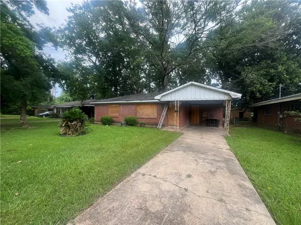 228 Gabriel Ln, Alexandria, LA 71302