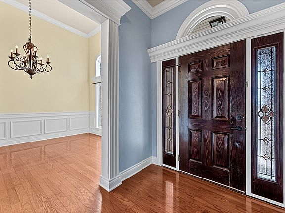 4th image of 5705 S Berry Farm Dr