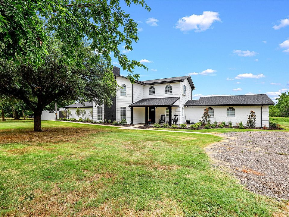 1st image of 2608 Emerald Forest Dr