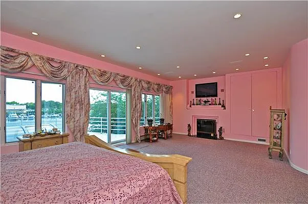 Sold by Keller Williams Realty Empire | media 23