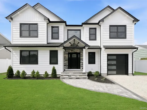 3569 Roger Drive, Wantagh, NY 11793