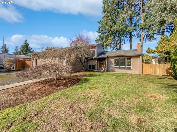 16235 NE Tillamook Ct, Portland, OR 97230