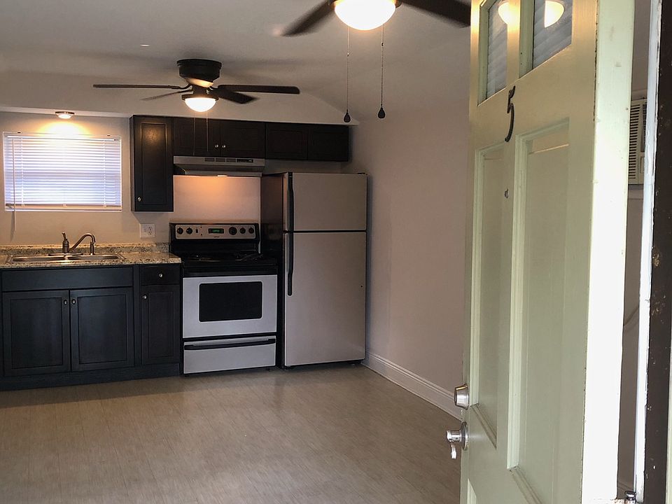 Entry into the living room.