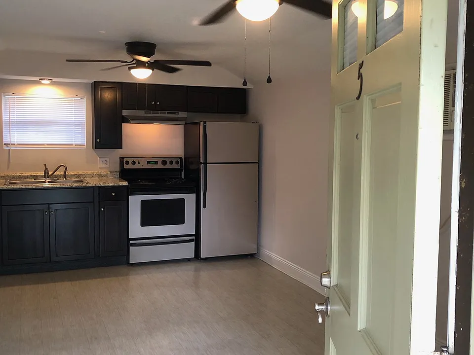 Entry into the living room.