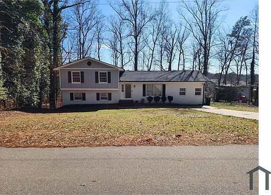 1st image of 303 Cliffview Dr
