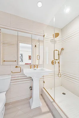 Sold by Compass | media 5