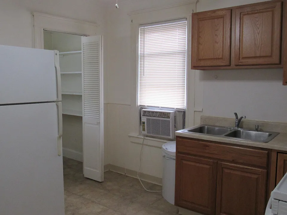 EIK + Pantry access