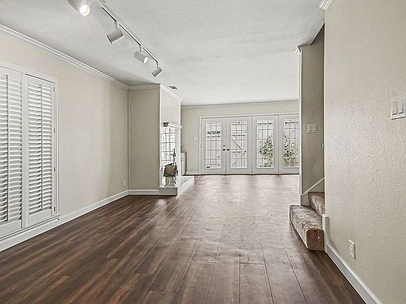 4th image of 2125 Winrock Blvd #38