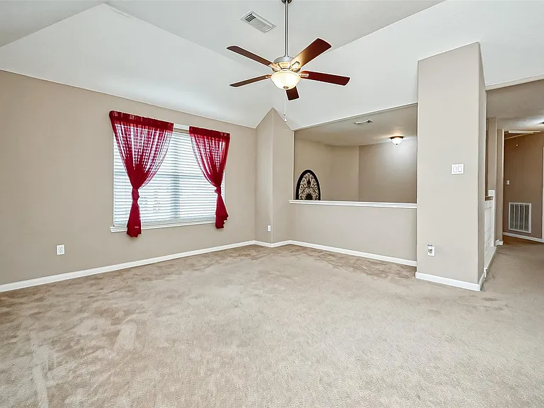 2218 Falcon Knoll Ln — Photo 31