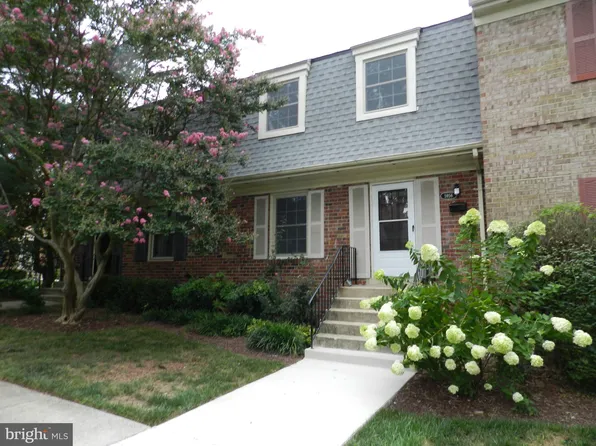 5956 Westchester Park Dr, College Park, MD 20740