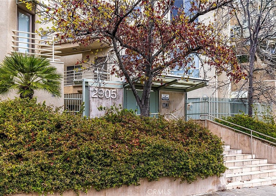 1st image of 2905 Montrose Ave APT 318