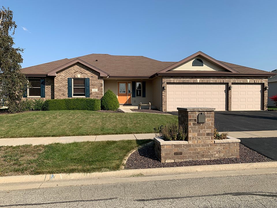 1st image of 1845 Willow Brook Dr