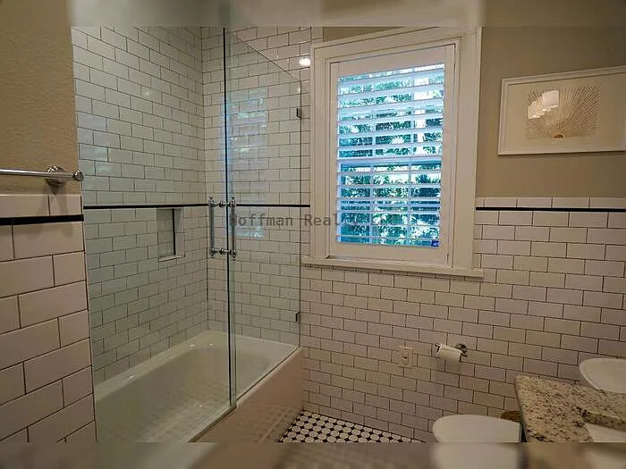 4108 W Azeele St — Photo 13
